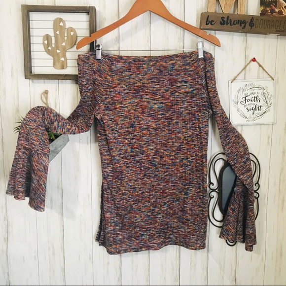 Anthropologie Akemi + Kin Zaka Off Shoulder Top S - Picture 6 of 7